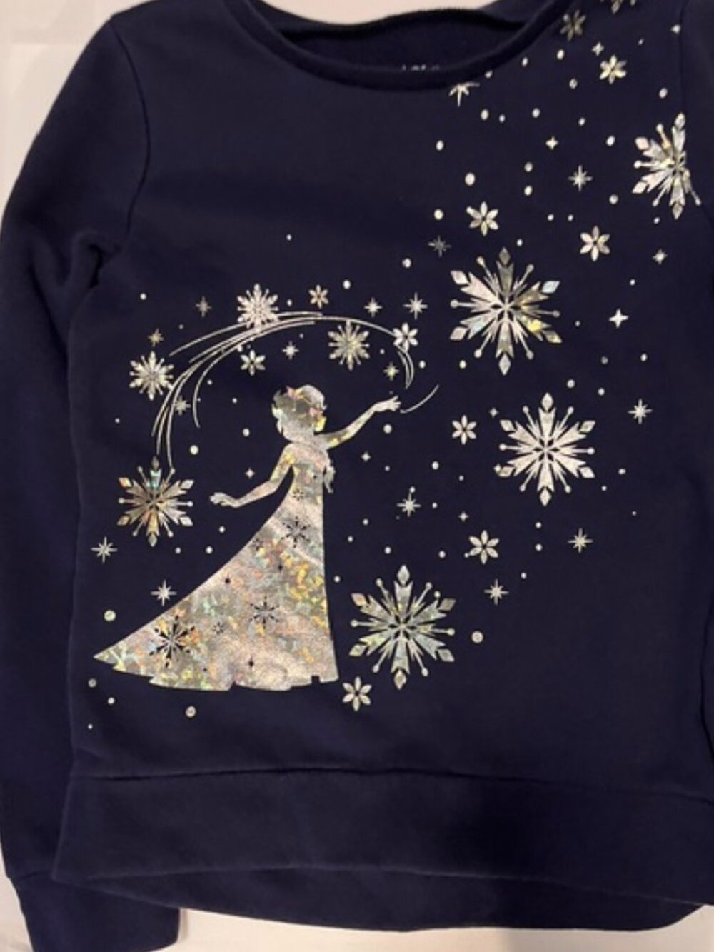 Disney frozen long sleeve shirt/ sweat shirt with sparkle Elsa and snow flakes.